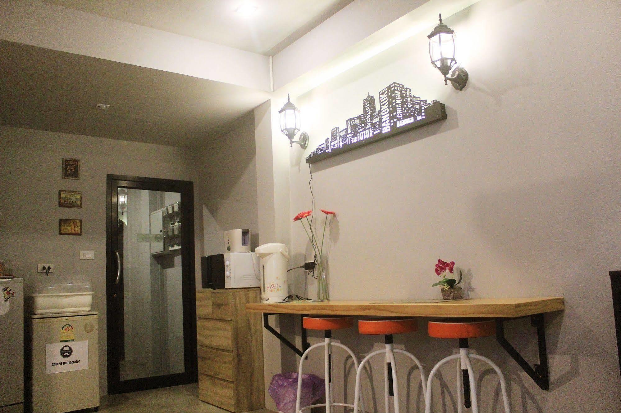 Hip Hostel - SHA Plus Patong Exterior foto